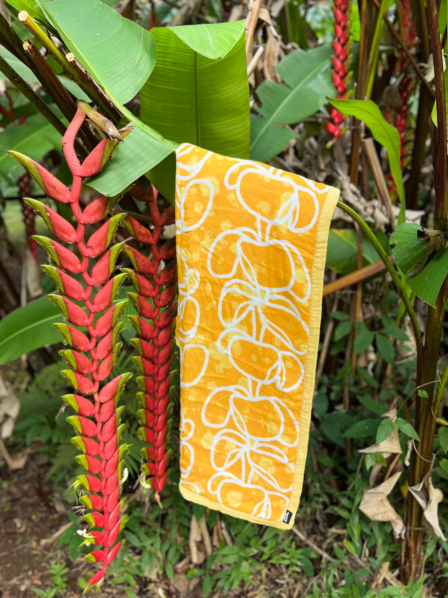 My Lovely Lei: Lilikoi, Quilt