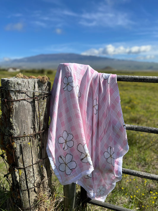 Pink Palaka, Quilt