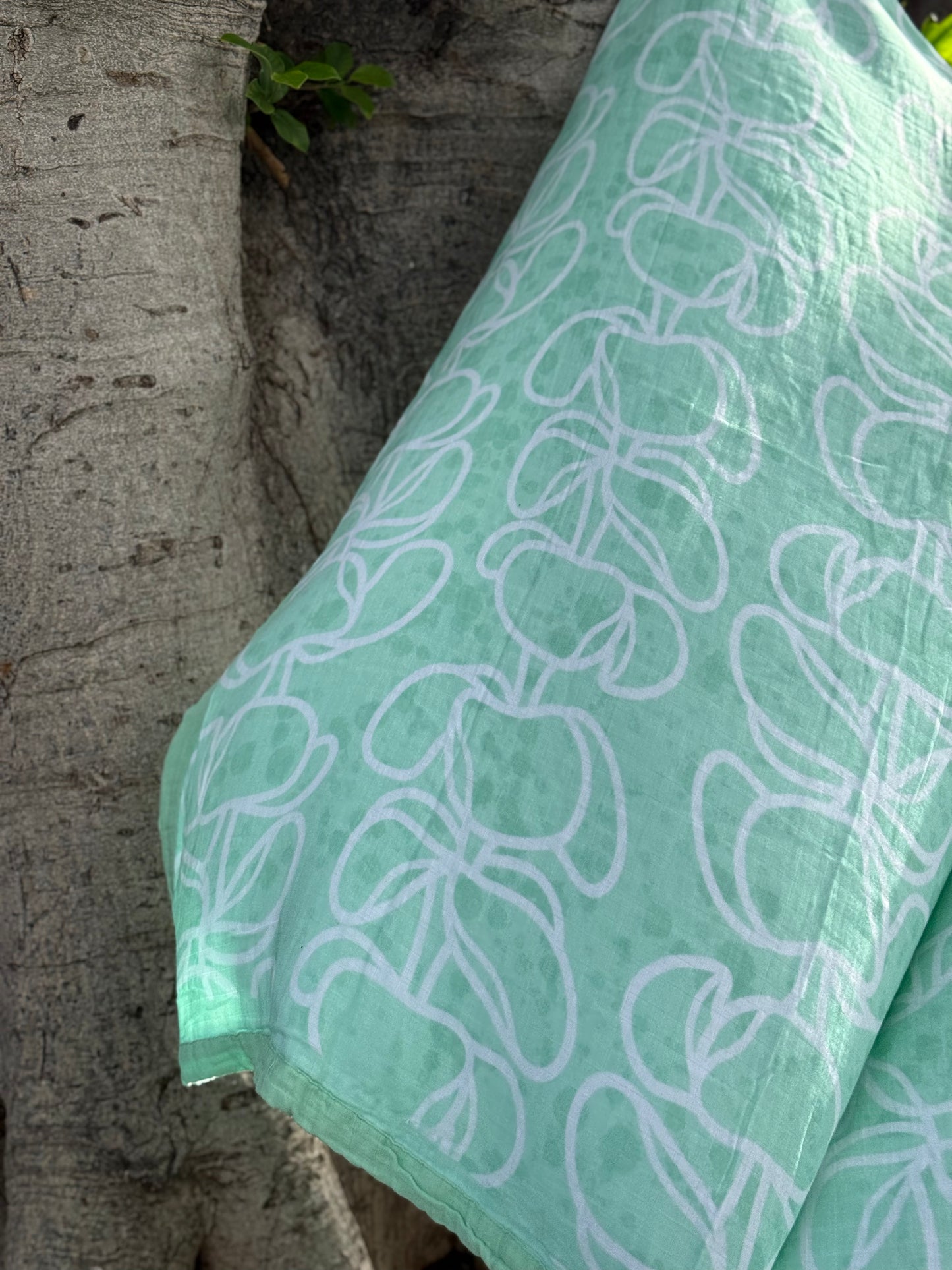 My Lovely Lei: Mint, Quilt